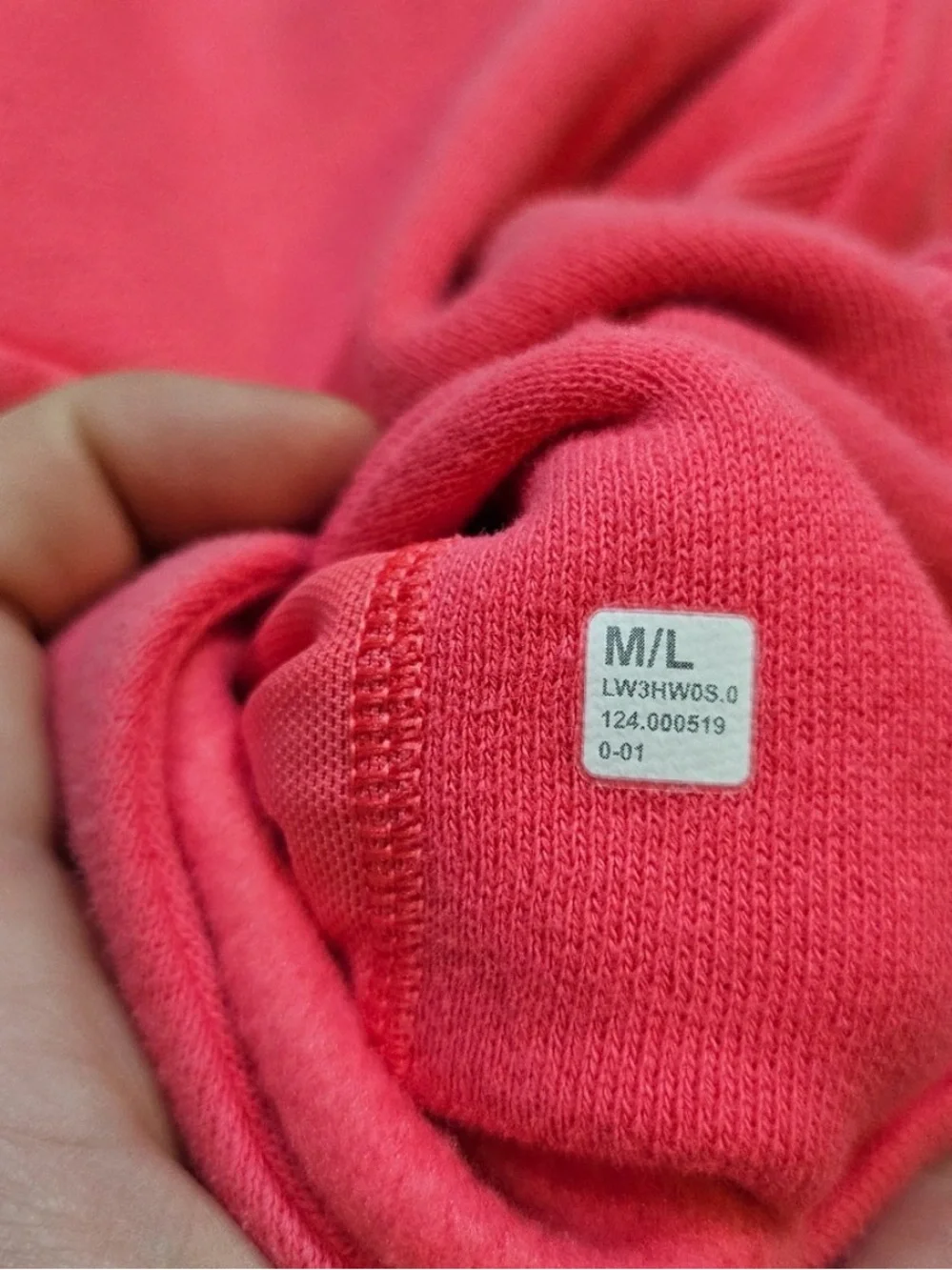 lululemon athletica reposhing this